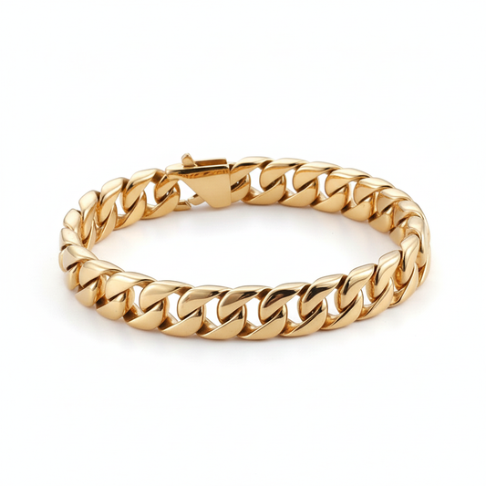 Exquisite Vintage Gold Etched Oval Link Bracelet with Ornate Clasp