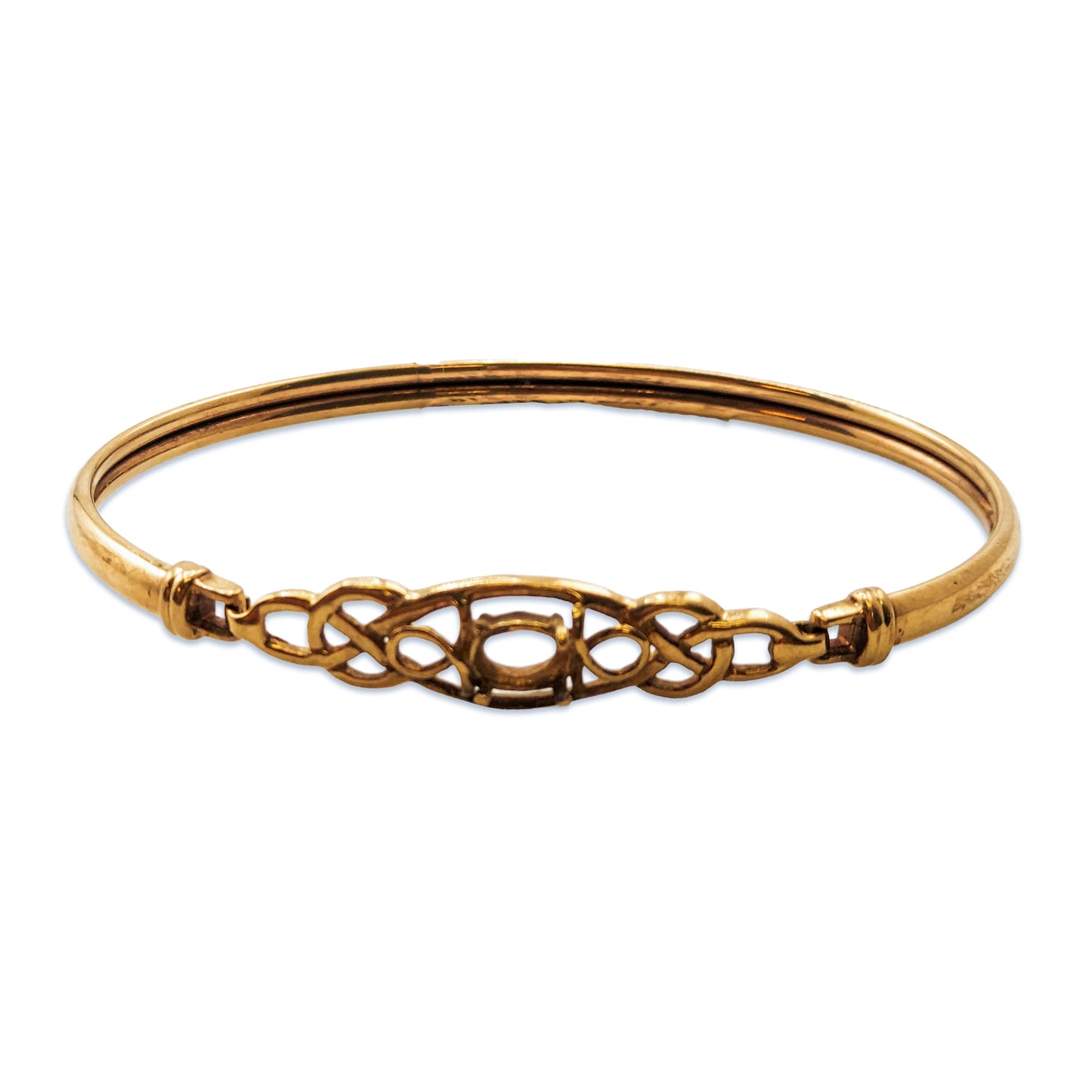 9KT Yellow Gold Mount Pattern Bangle 5.50GM – Elegant Lightweight Designer Gold Bracelet
