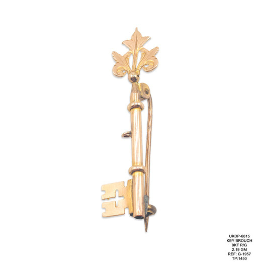 9KT Rose Gold Key Brooch 2.19GM – Elegant Key Design Gold Brooch